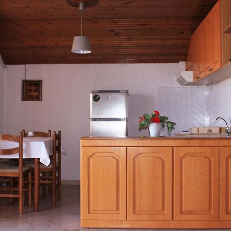 Kehagias Apartments Nea Vrasna Bagian luar foto