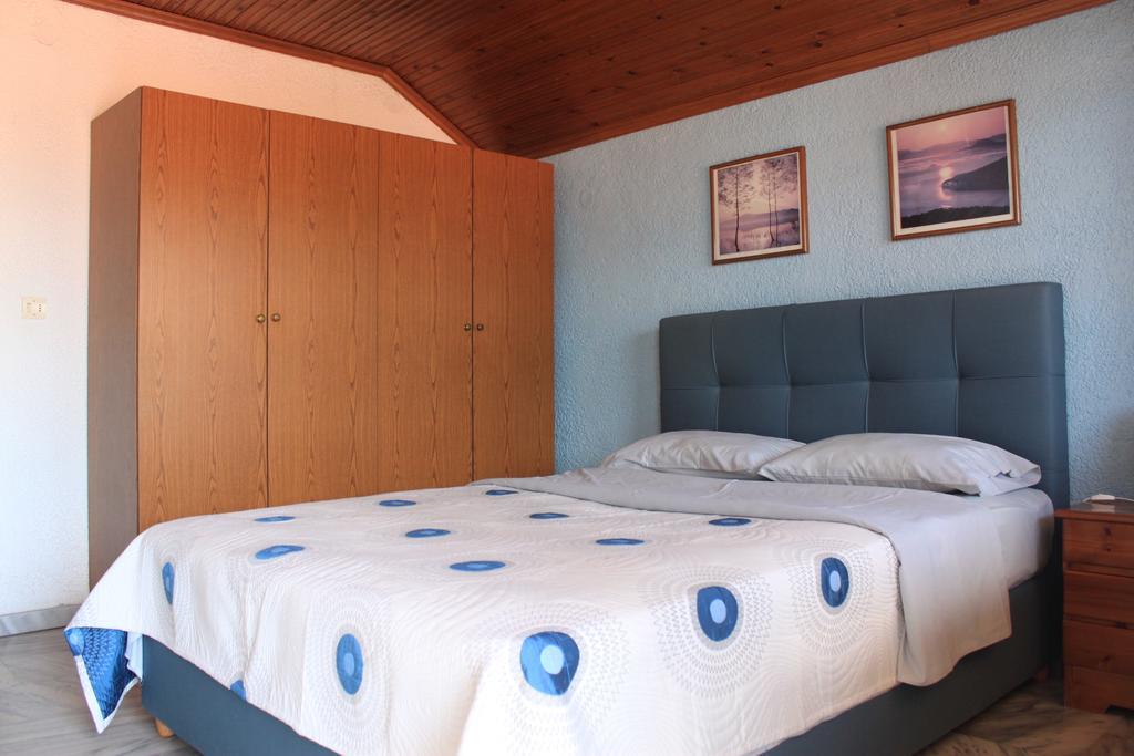 Kehagias Apartments Nea Vrasna Bagian luar foto